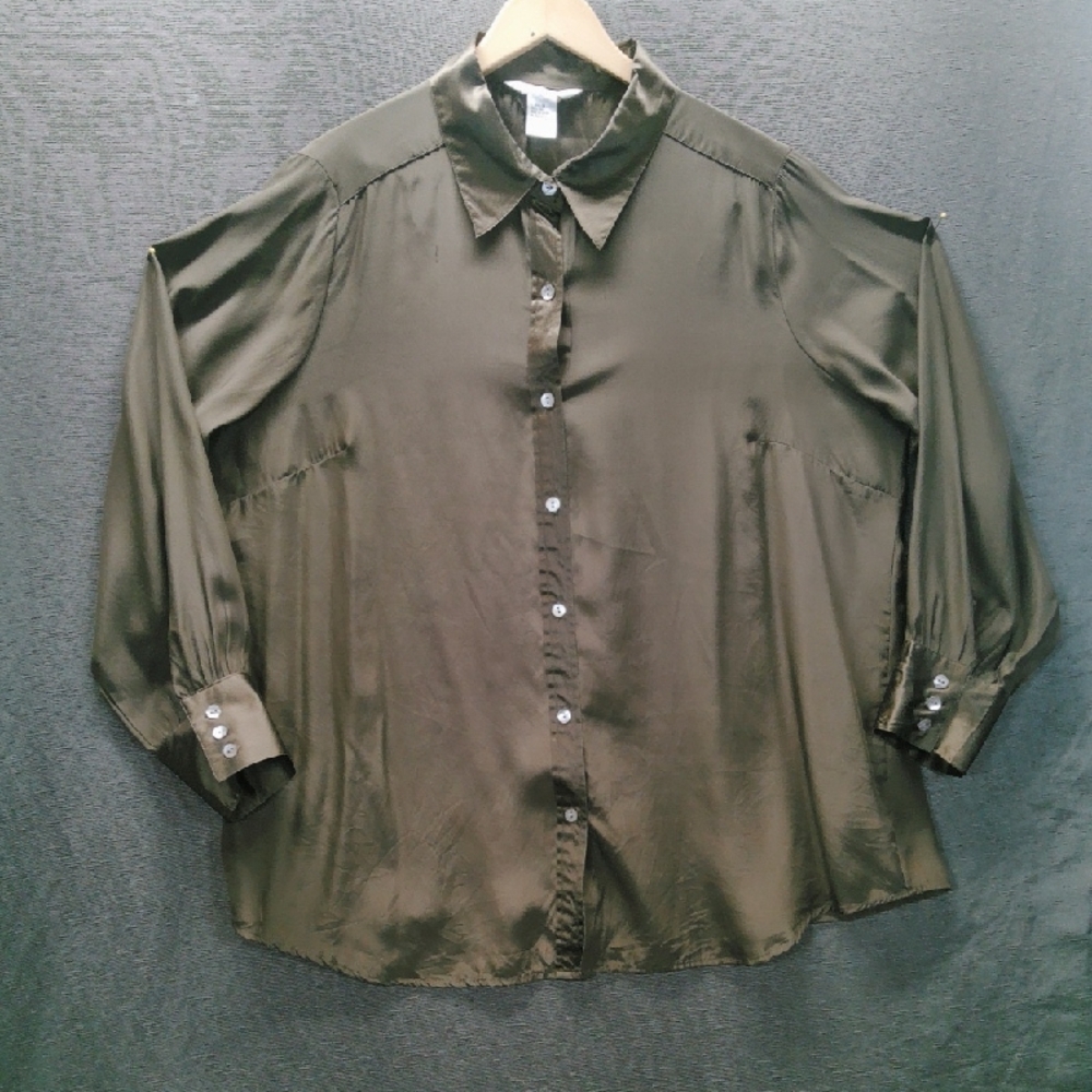 Elegant Olive Satin Button Down‎ Shirt